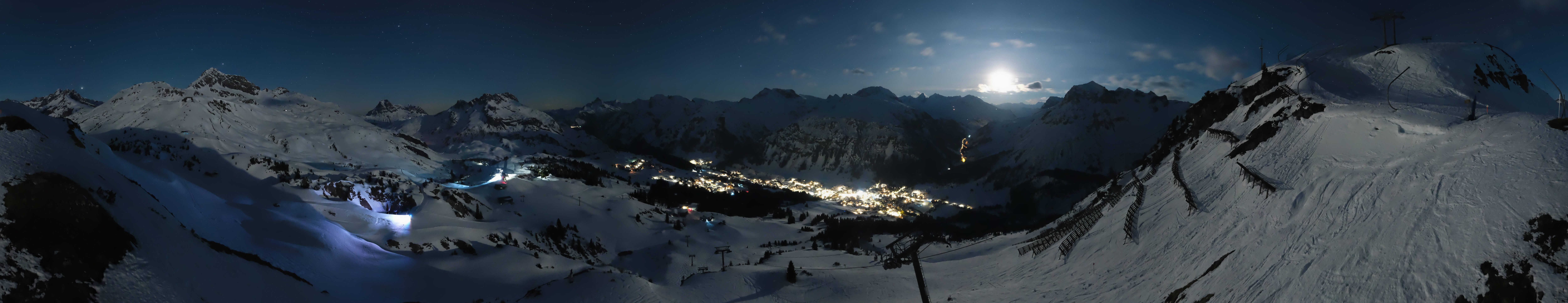 Archiv Foto Webcam Lech-Zürs: Kriegerhorn Panoramablick