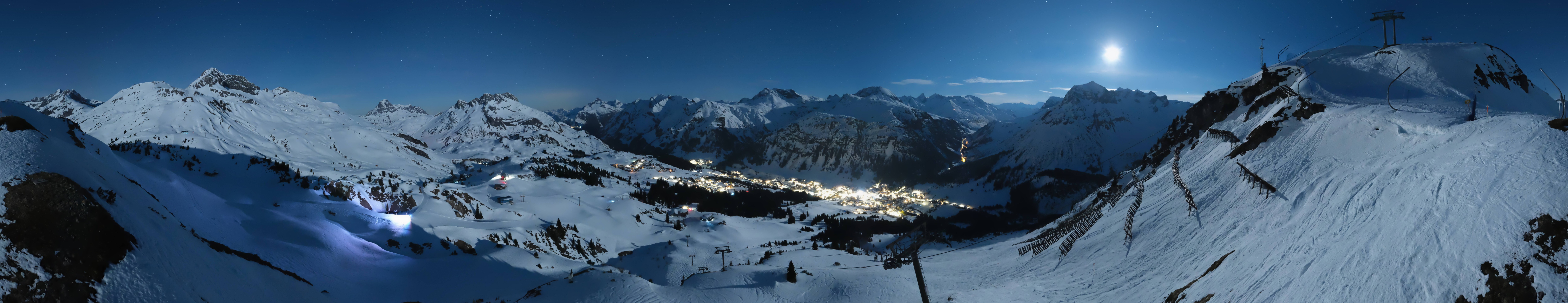 Archiv Foto Webcam Lech-Zürs: Kriegerhorn Panoramablick