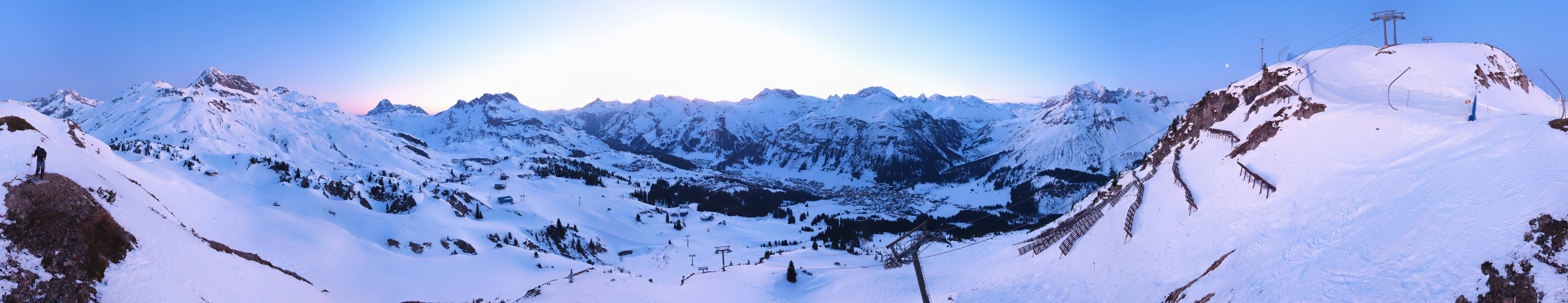 Archiv Foto Webcam Lech-Zürs: Kriegerhorn Panoramablick