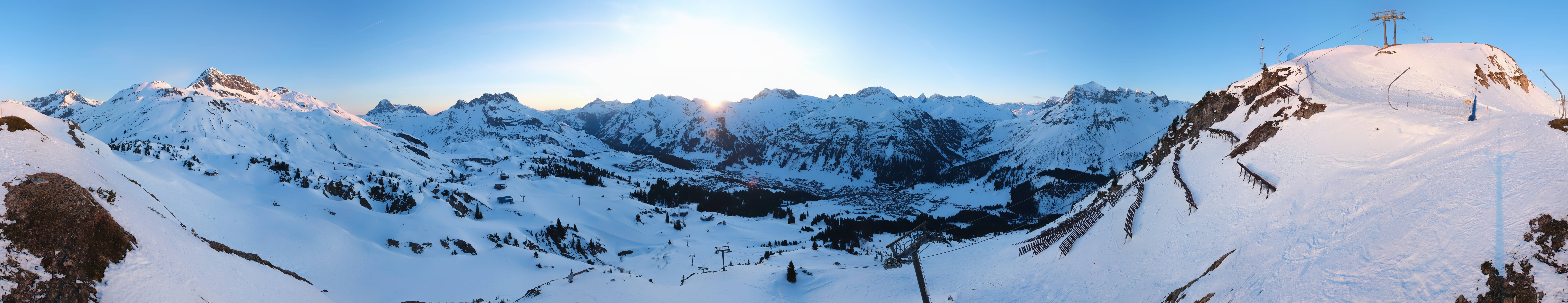 Archiv Foto Webcam Lech-Zürs: Kriegerhorn Panoramablick