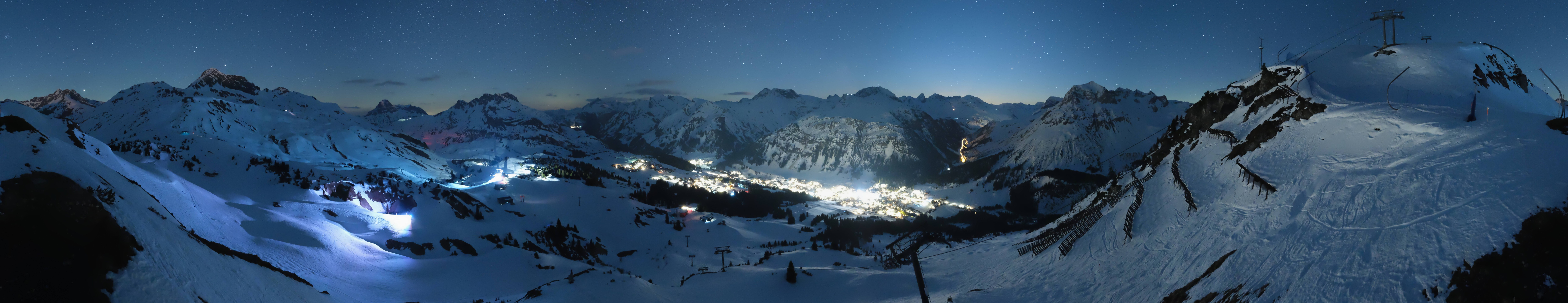 Archiv Foto Webcam Lech-Zürs: Kriegerhorn Panoramablick