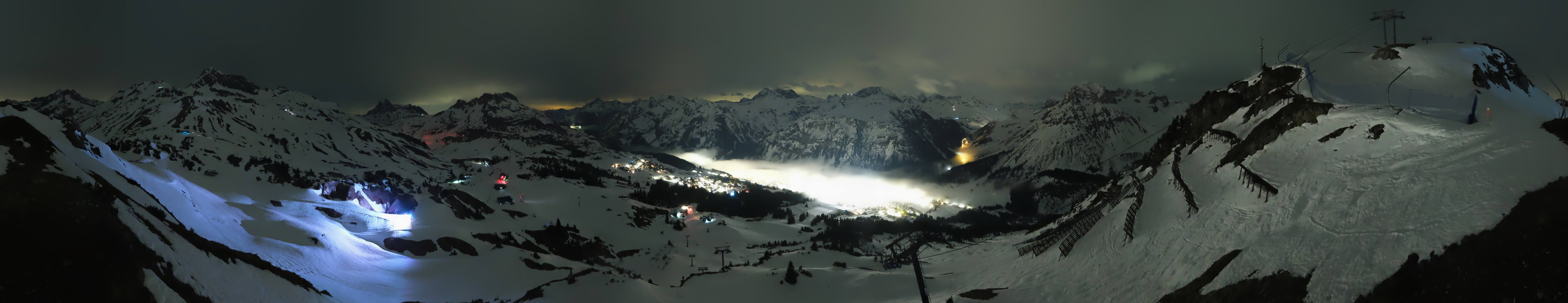 Archiv Foto Webcam Lech-Zürs: Kriegerhorn Panoramablick