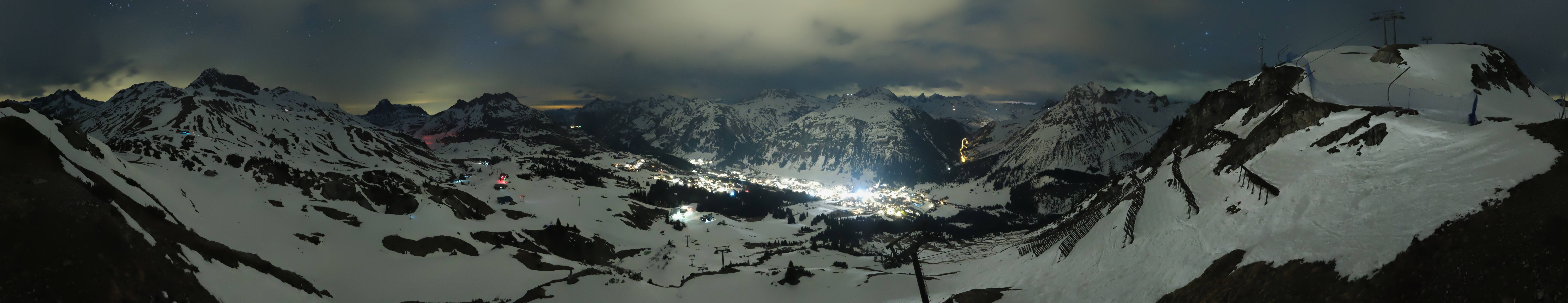Archiv Foto Webcam Lech-Zürs: Kriegerhorn Panoramablick
