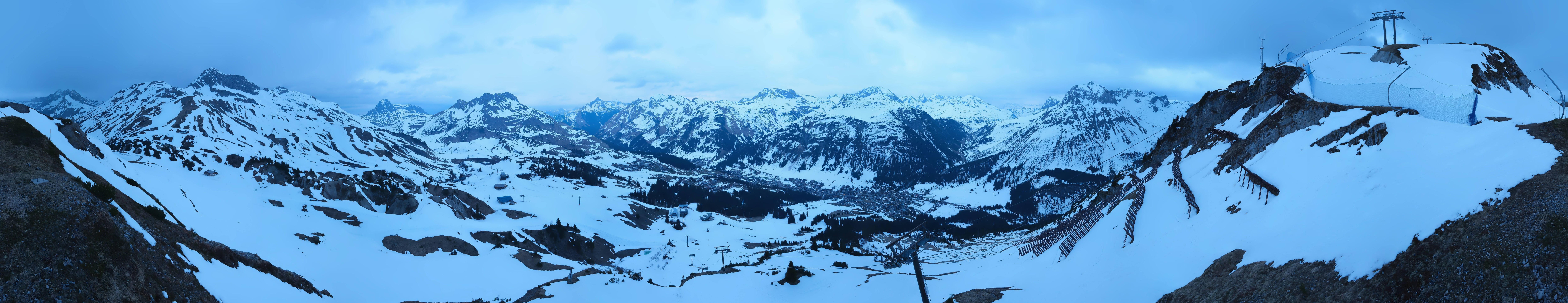 Archiv Foto Webcam Lech-Zürs: Kriegerhorn Panoramablick