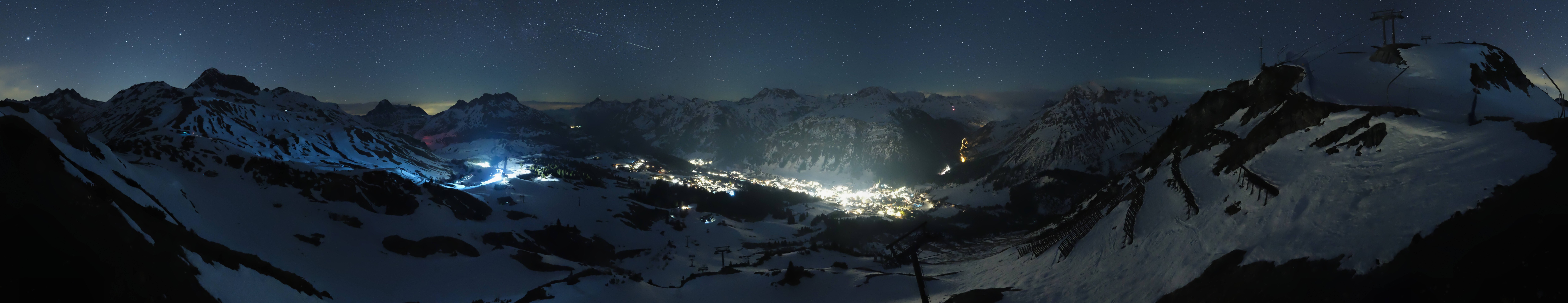 Archiv Foto Webcam Lech-Zürs: Kriegerhorn Panoramablick