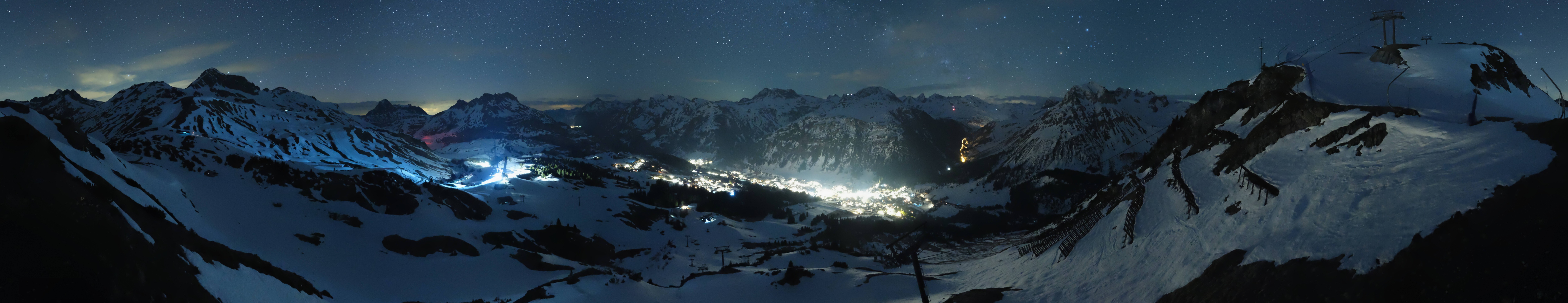 Archiv Foto Webcam Lech-Zürs: Kriegerhorn Panoramablick