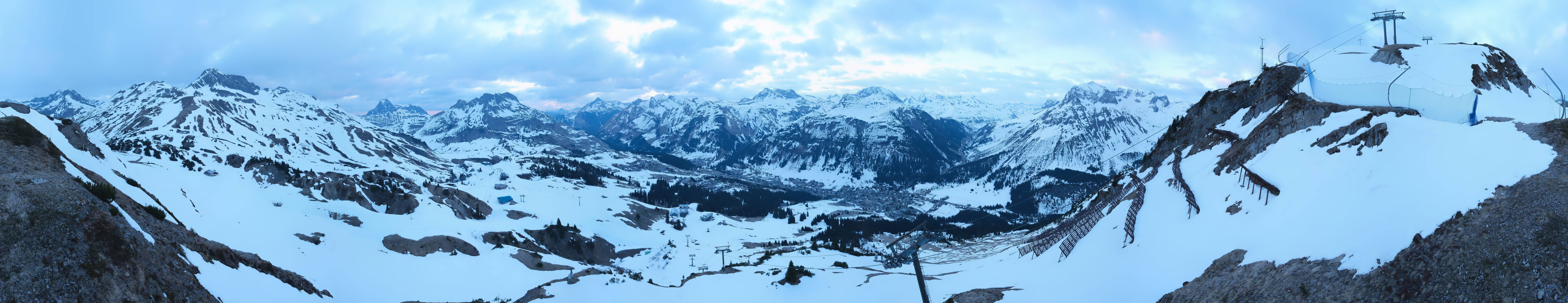 Archiv Foto Webcam Lech-Zürs: Kriegerhorn Panoramablick
