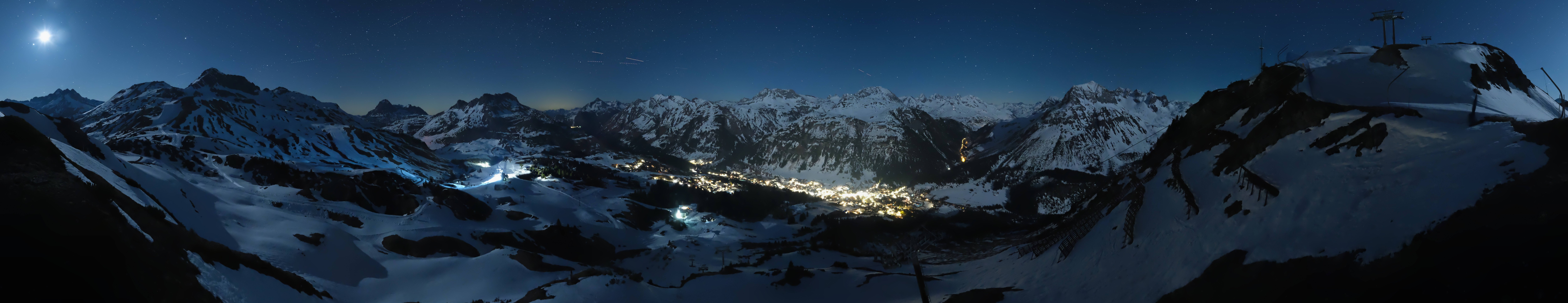 Archiv Foto Webcam Lech-Zürs: Kriegerhorn Panoramablick