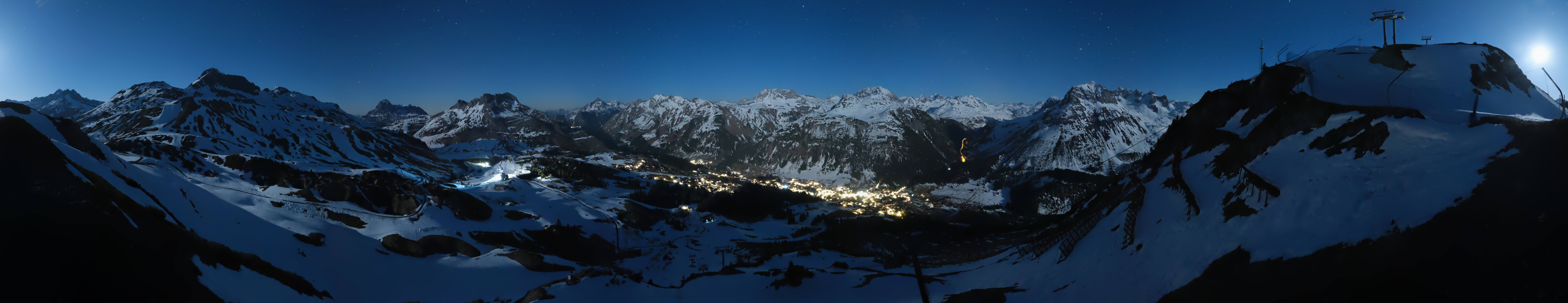 Archiv Foto Webcam Lech-Zürs: Kriegerhorn Panoramablick