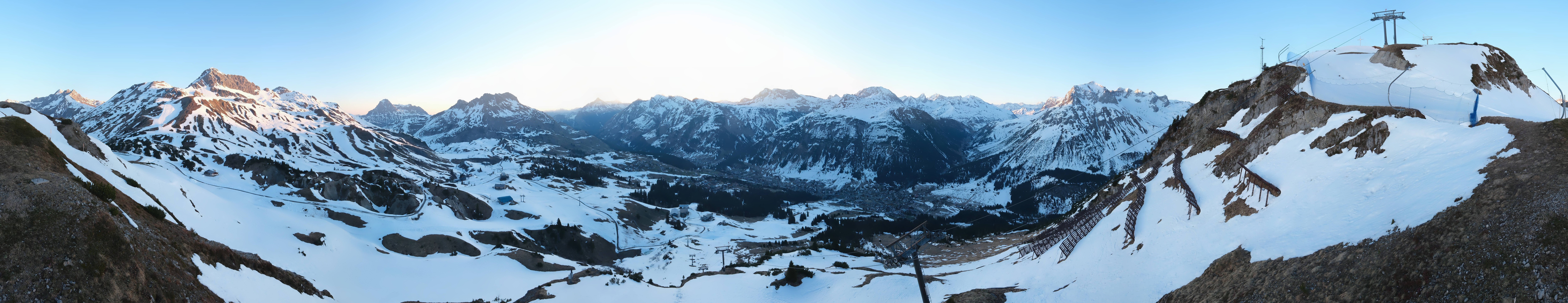 Archiv Foto Webcam Lech-Zürs: Kriegerhorn Panoramablick