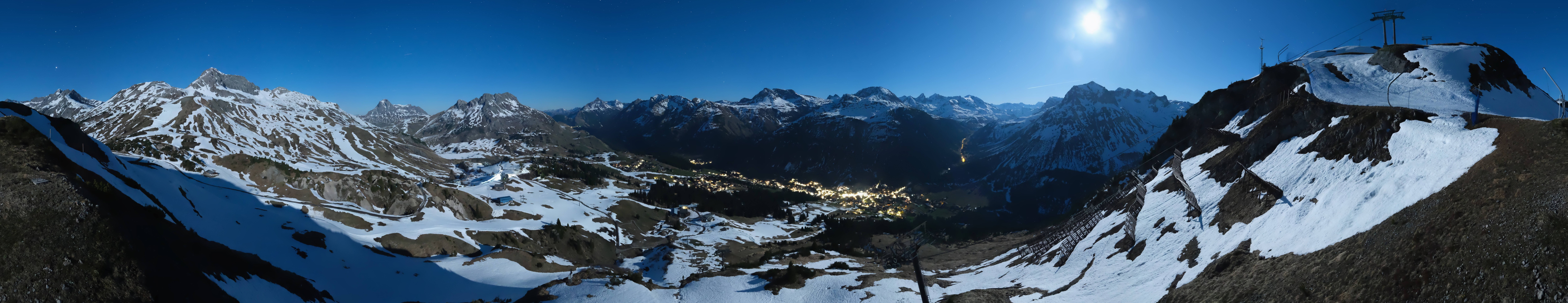 Archiv Foto Webcam Lech-Zürs: Kriegerhorn Panoramablick
