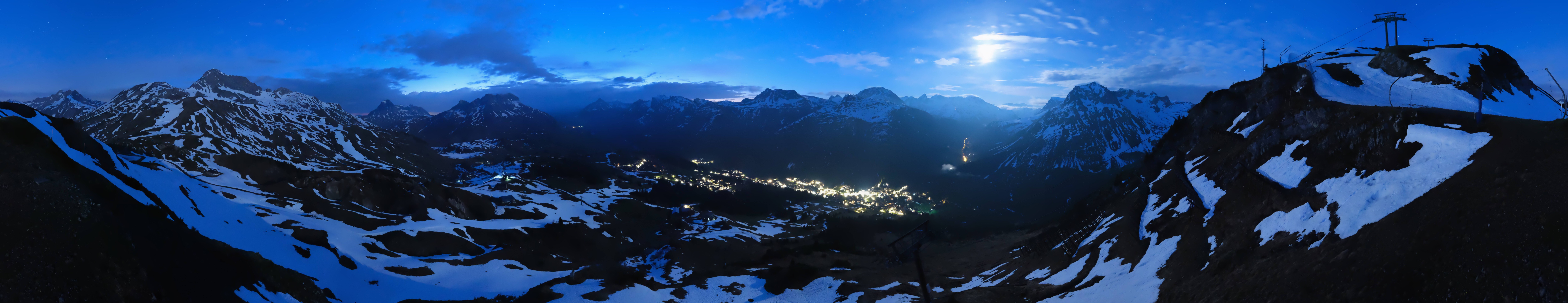 Archiv Foto Webcam Lech-Zürs: Kriegerhorn Panoramablick
