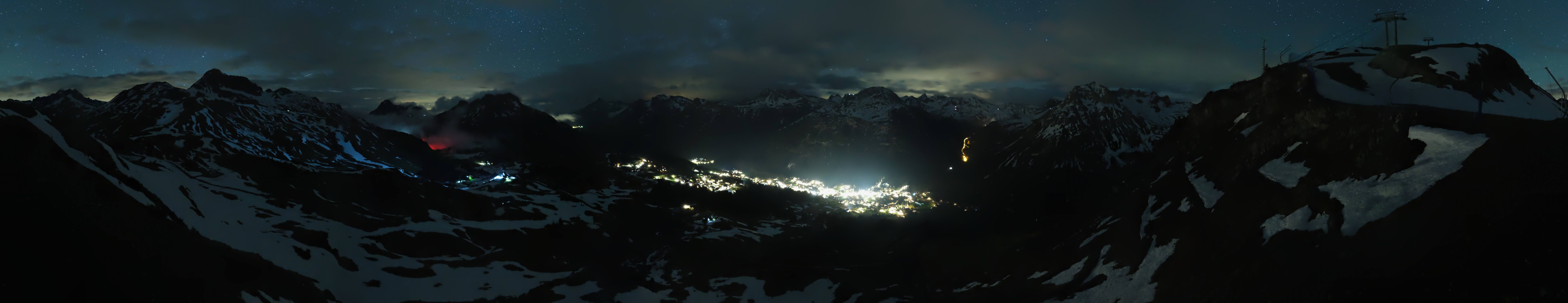Archiv Foto Webcam Lech-Zürs: Kriegerhorn Panoramablick
