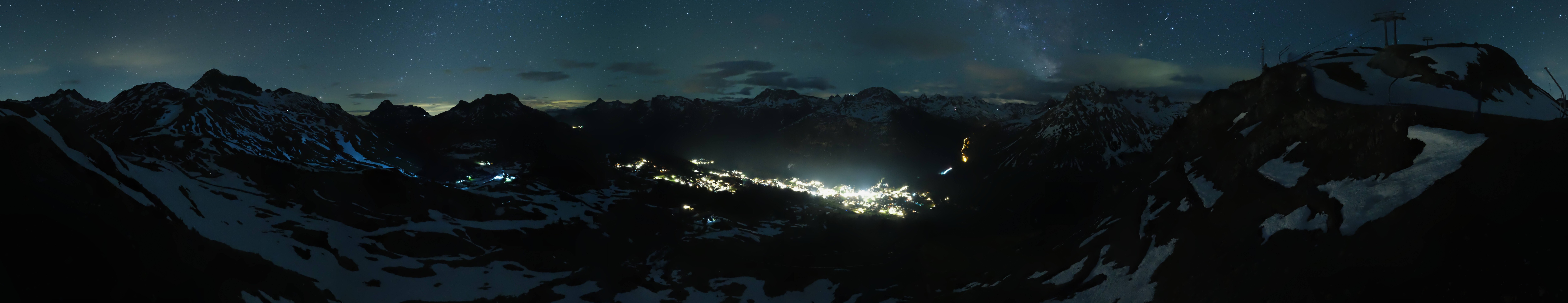 Archiv Foto Webcam Lech-Zürs: Kriegerhorn Panoramablick