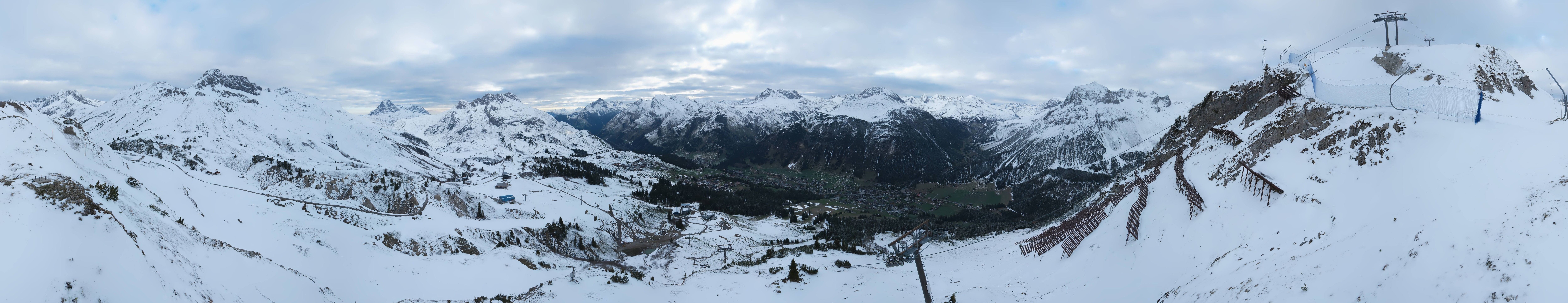 Archiv Foto Webcam Lech-Zürs: Kriegerhorn Panoramablick