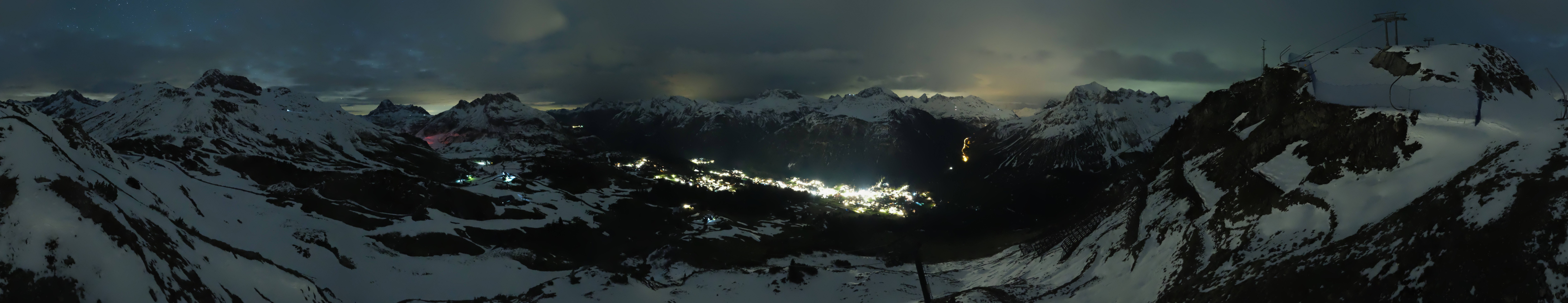 Archiv Foto Webcam Lech-Zürs: Kriegerhorn Panoramablick
