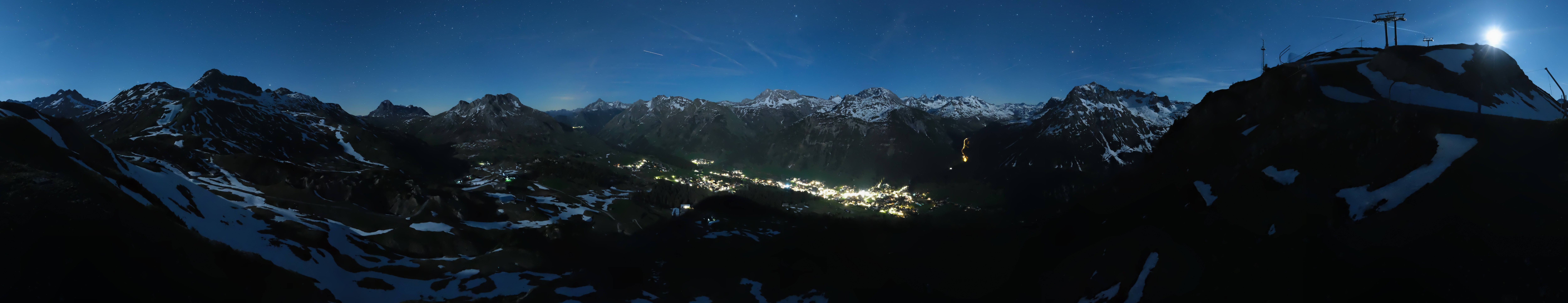 Archiv Foto Webcam Lech-Zürs: Kriegerhorn Panoramablick