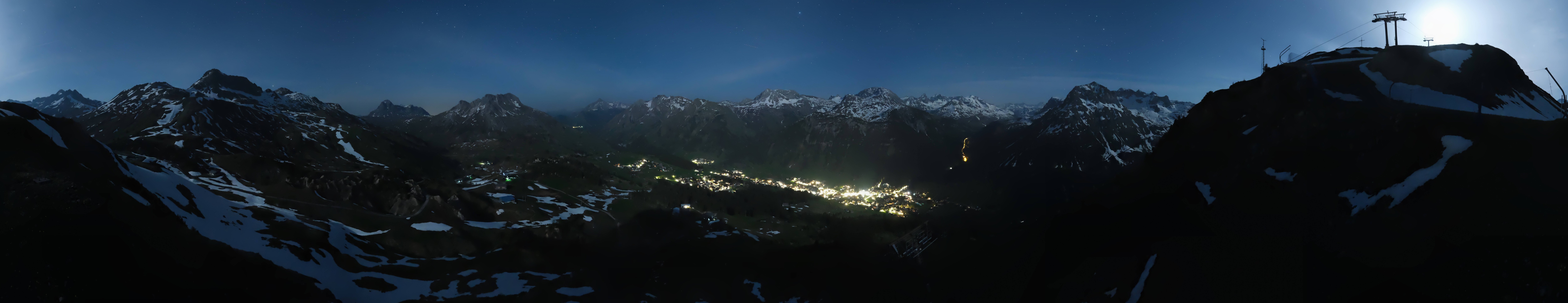 Archiv Foto Webcam Lech-Zürs: Kriegerhorn Panoramablick