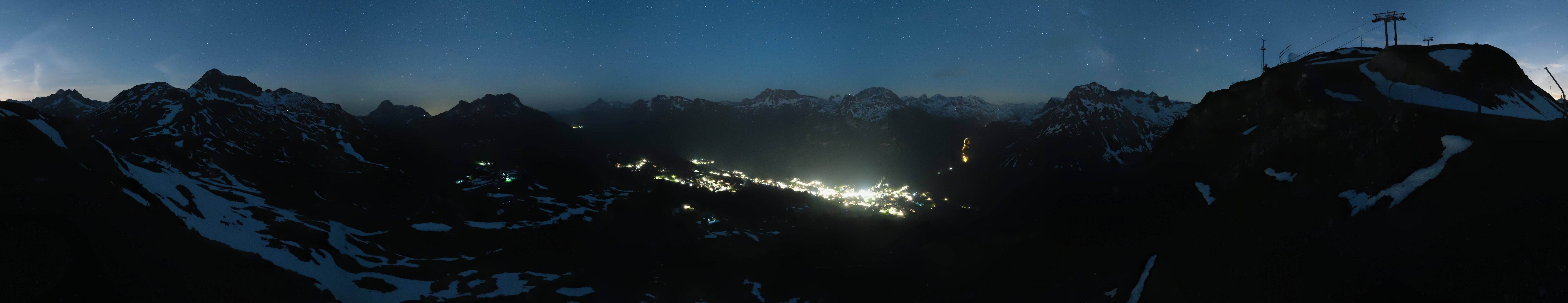 Archiv Foto Webcam Lech-Zürs: Kriegerhorn Panoramablick