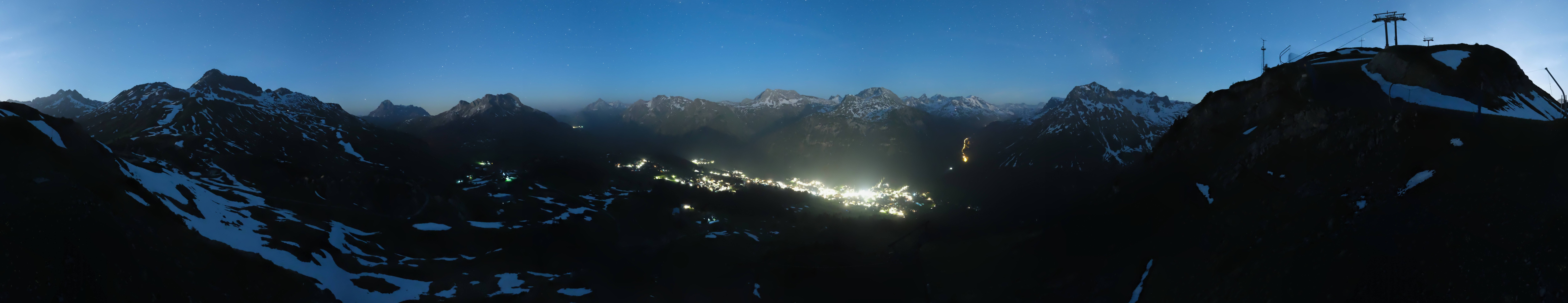 Archiv Foto Webcam Lech-Zürs: Kriegerhorn Panoramablick
