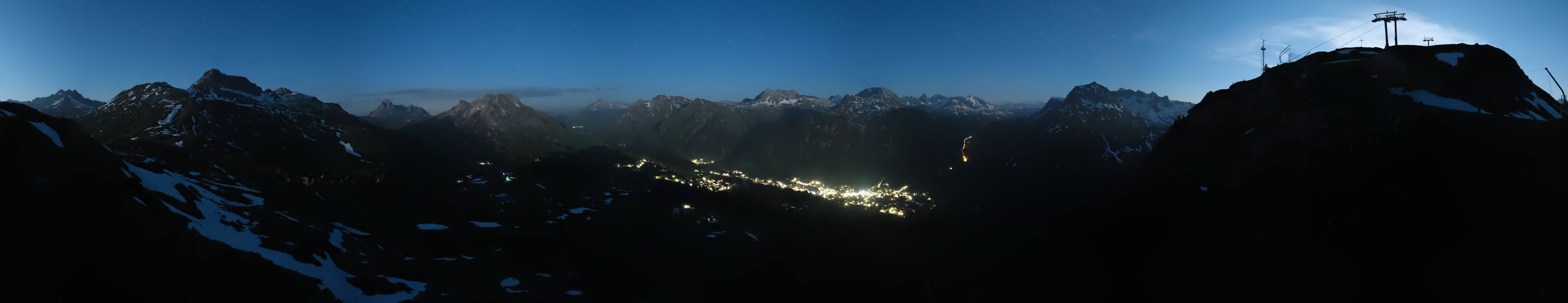 Archiv Foto Webcam Lech-Zürs: Kriegerhorn Panoramablick