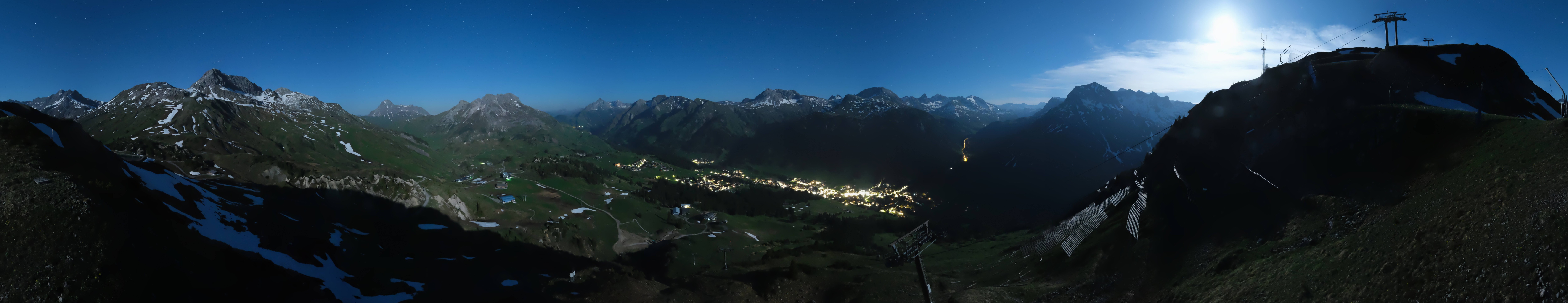 Archiv Foto Webcam Lech-Zürs: Kriegerhorn Panoramablick