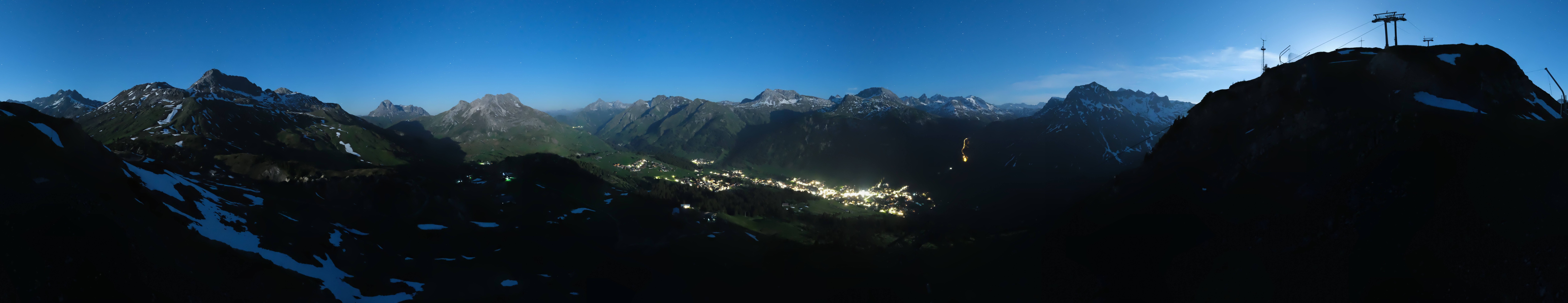 Archiv Foto Webcam Lech-Zürs: Kriegerhorn Panoramablick