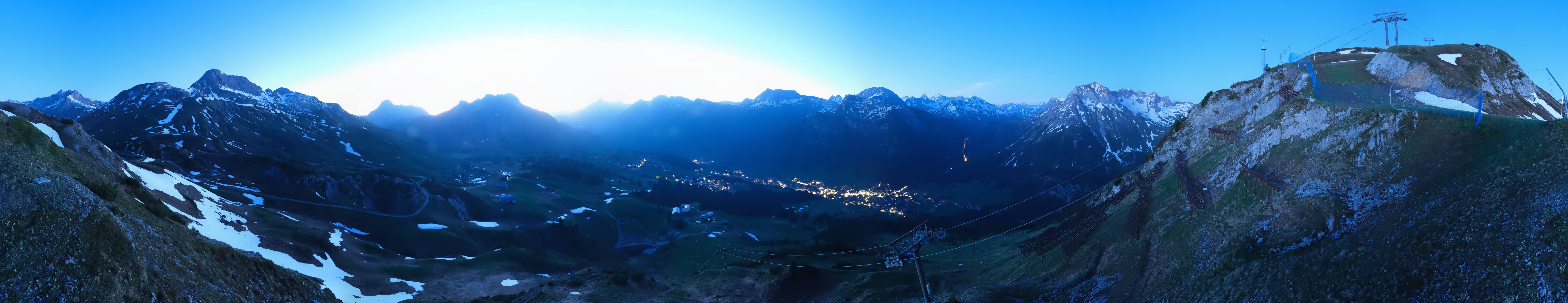 Archiv Foto Webcam Lech-Zürs: Kriegerhorn Panoramablick