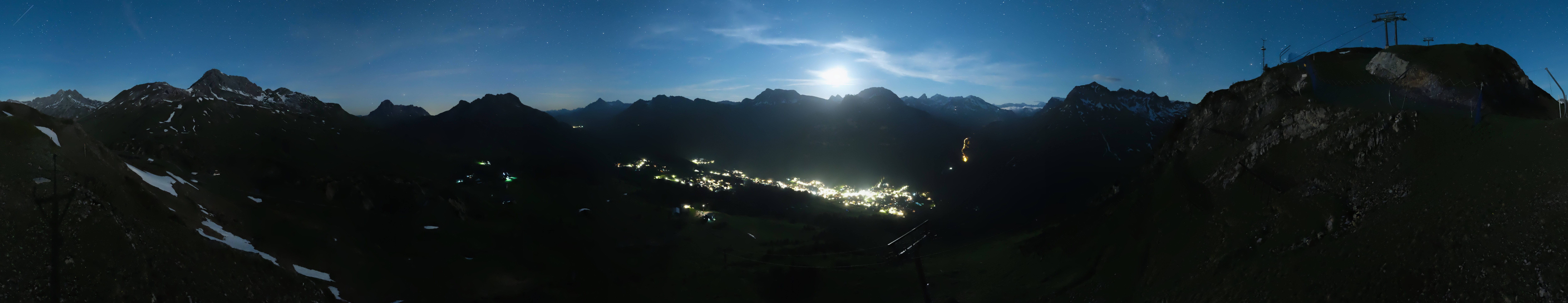Archiv Foto Webcam Lech-Zürs: Kriegerhorn Panoramablick
