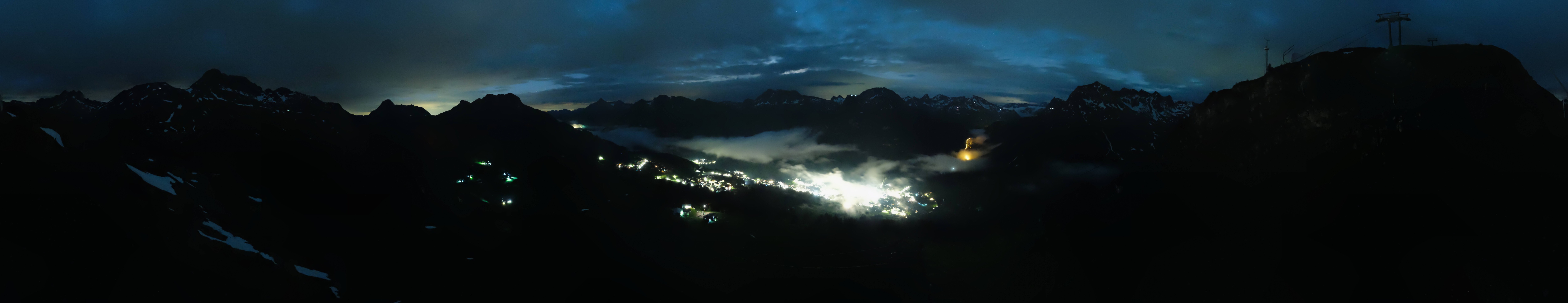 Archiv Foto Webcam Lech-Zürs: Kriegerhorn Panoramablick