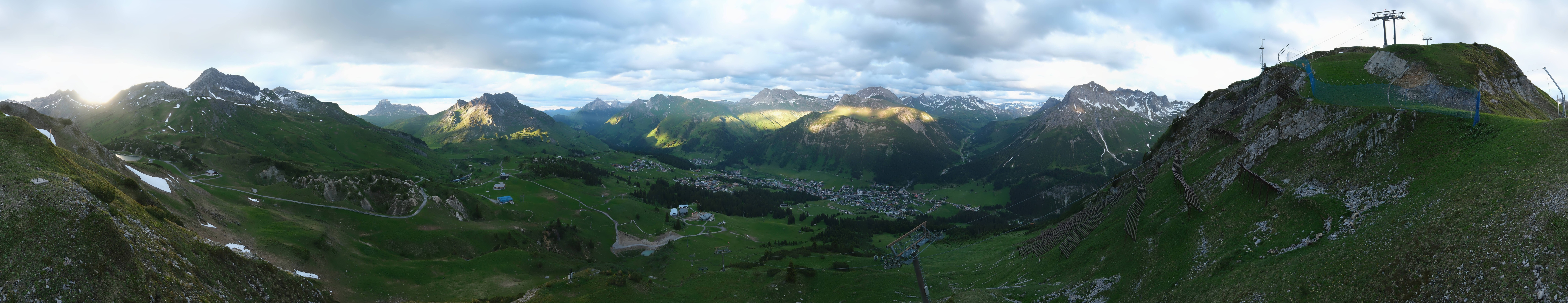 Archiv Foto Webcam Lech-Zürs: Kriegerhorn Panoramablick