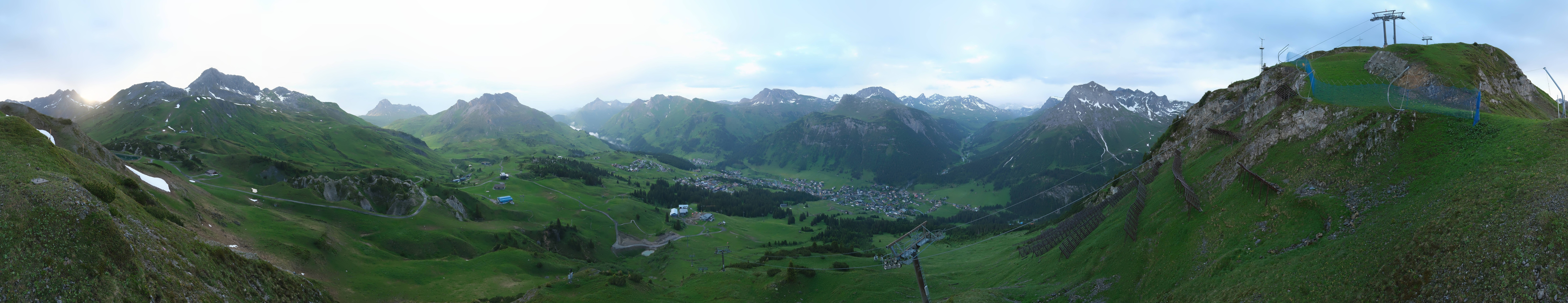 Archiv Foto Webcam Lech-Zürs: Kriegerhorn Panoramablick