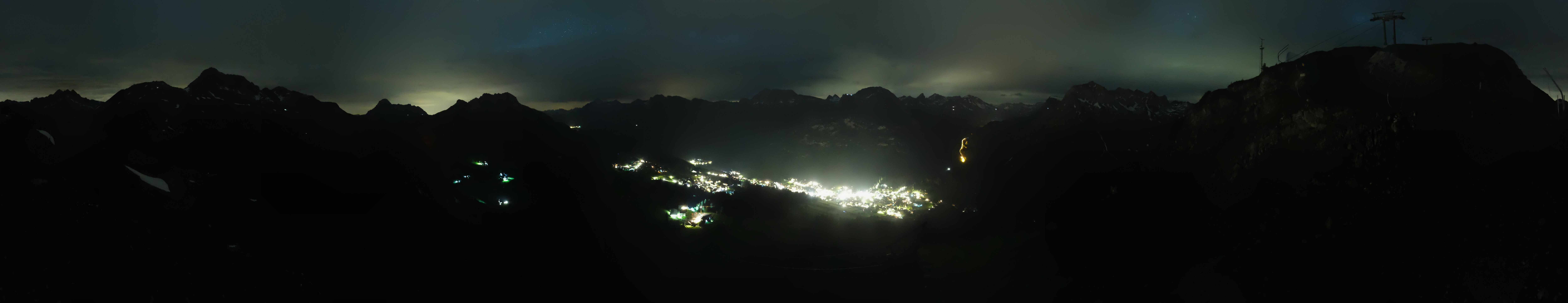 Archiv Foto Webcam Lech-Zürs: Kriegerhorn Panoramablick