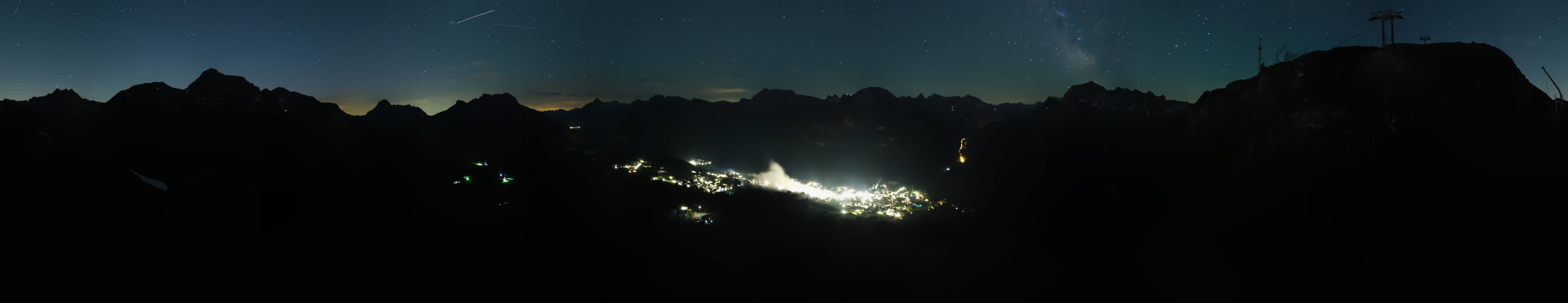 Archiv Foto Webcam Lech-Zürs: Kriegerhorn Panoramablick