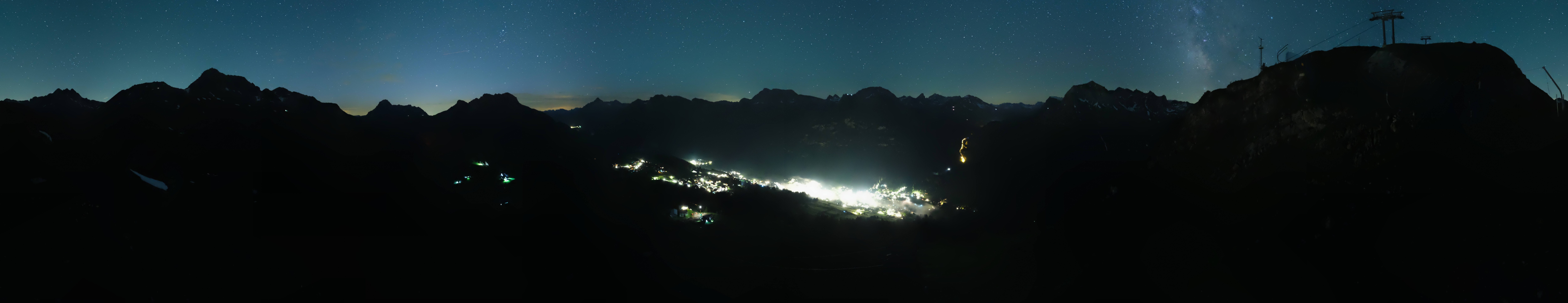 Archiv Foto Webcam Lech-Zürs: Kriegerhorn Panoramablick