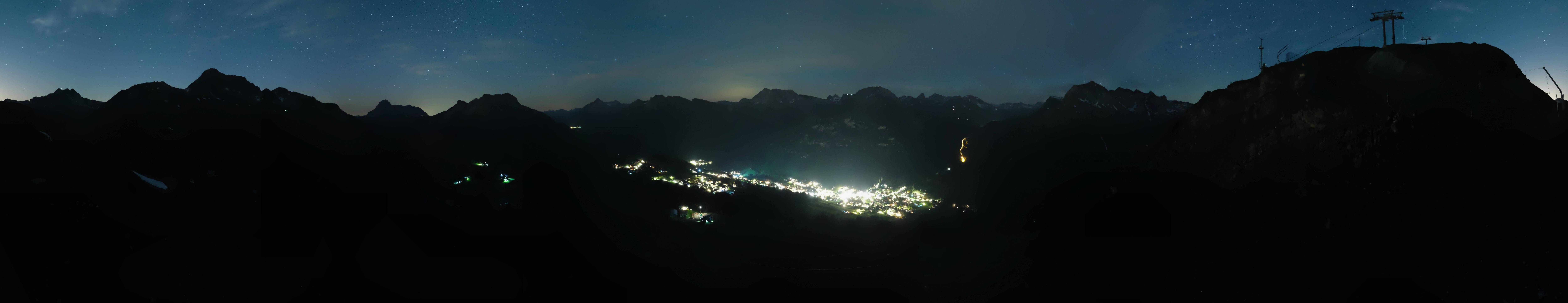 Archiv Foto Webcam Lech-Zürs: Kriegerhorn Panoramablick