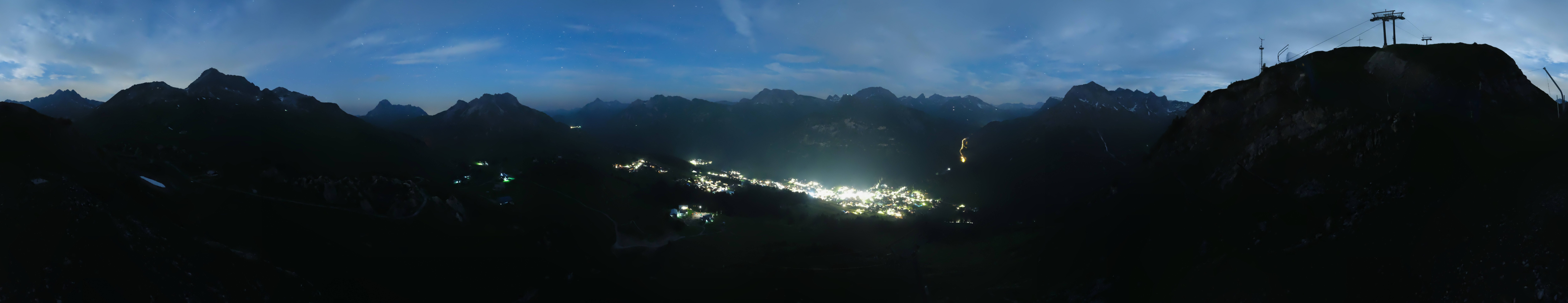 Archiv Foto Webcam Lech-Zürs: Kriegerhorn Panoramablick