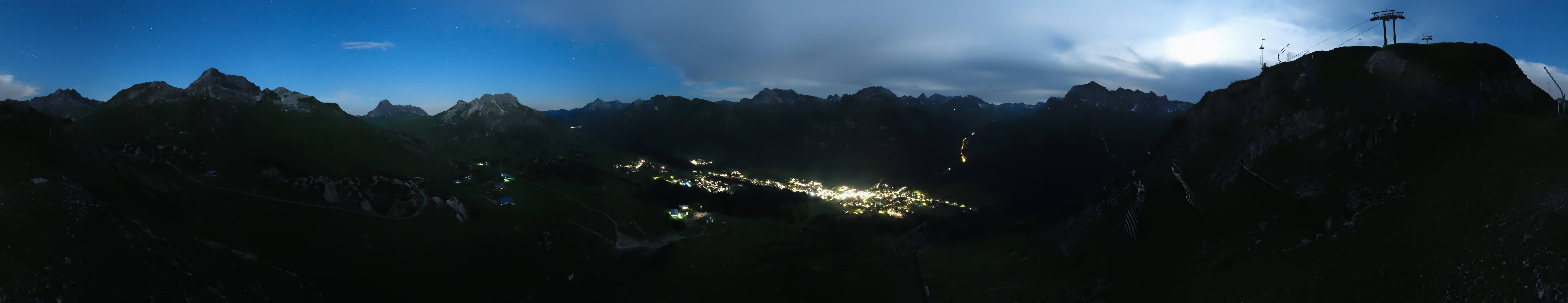 Archiv Foto Webcam Lech-Zürs: Kriegerhorn Panoramablick