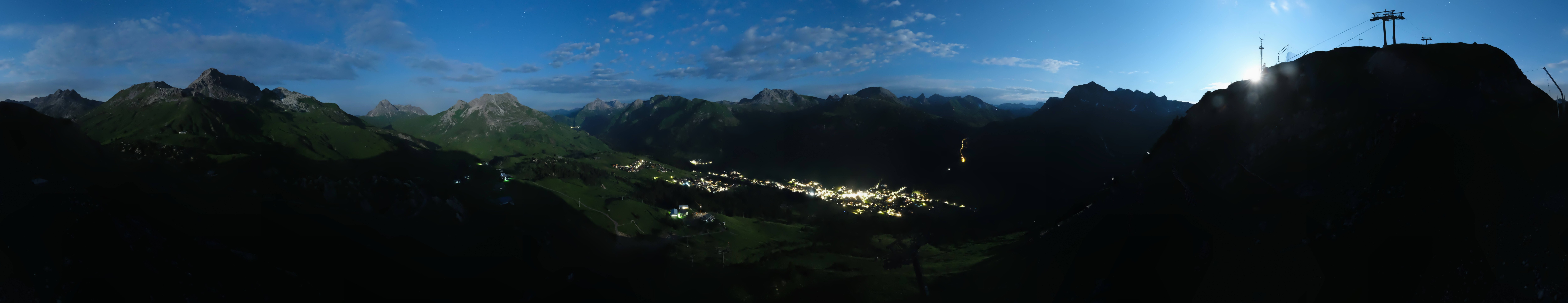 Archiv Foto Webcam Lech-Zürs: Kriegerhorn Panoramablick