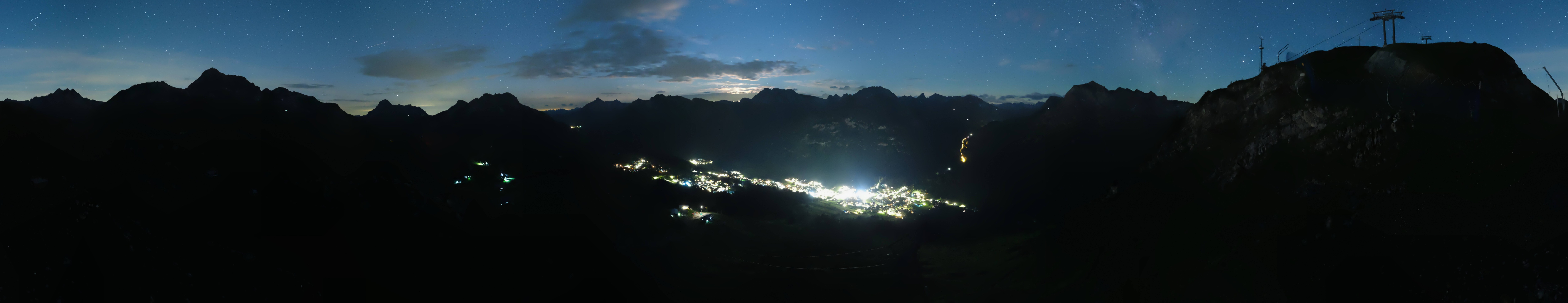 Archiv Foto Webcam Lech-Zürs: Kriegerhorn Panoramablick