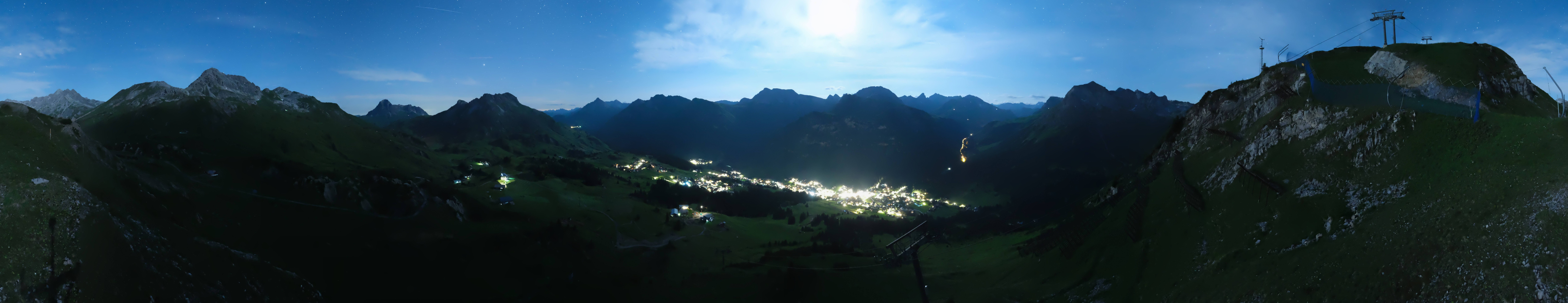 Archiv Foto Webcam Lech-Zürs: Kriegerhorn Panoramablick