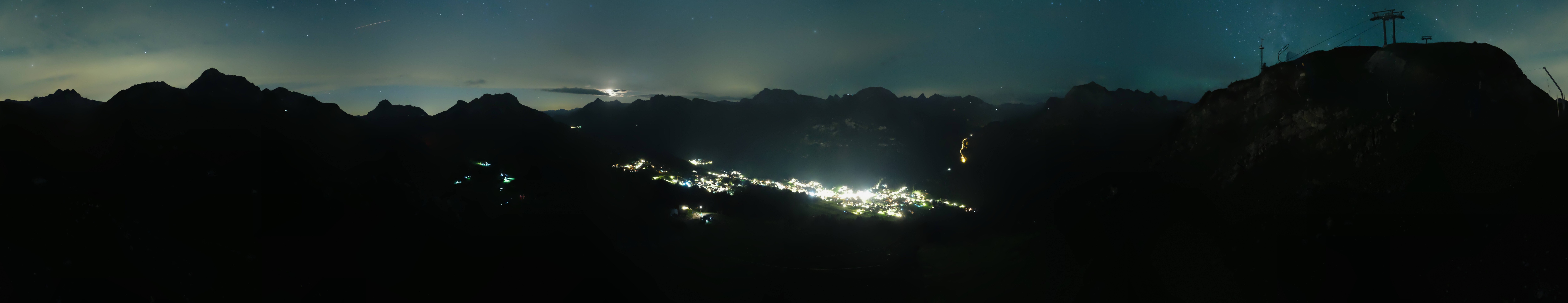 Archiv Foto Webcam Lech-Zürs: Kriegerhorn Panoramablick