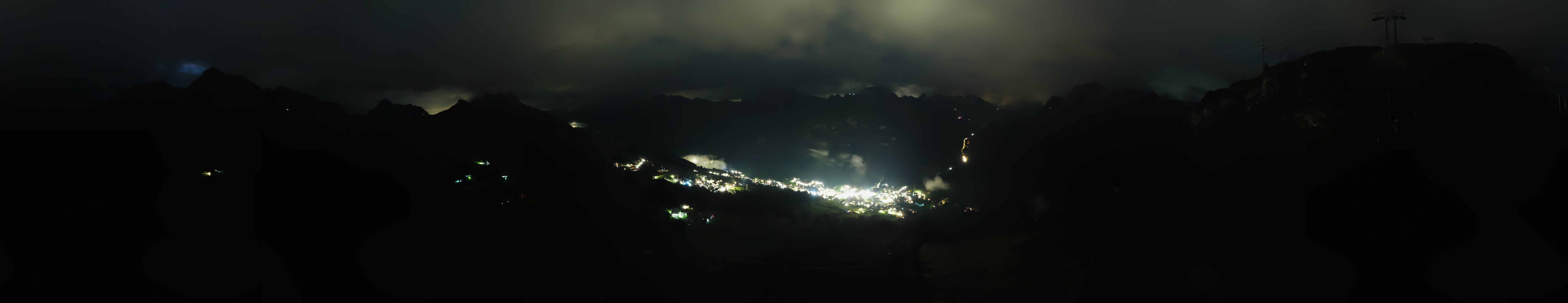 Archiv Foto Webcam Lech-Zürs: Kriegerhorn Panoramablick
