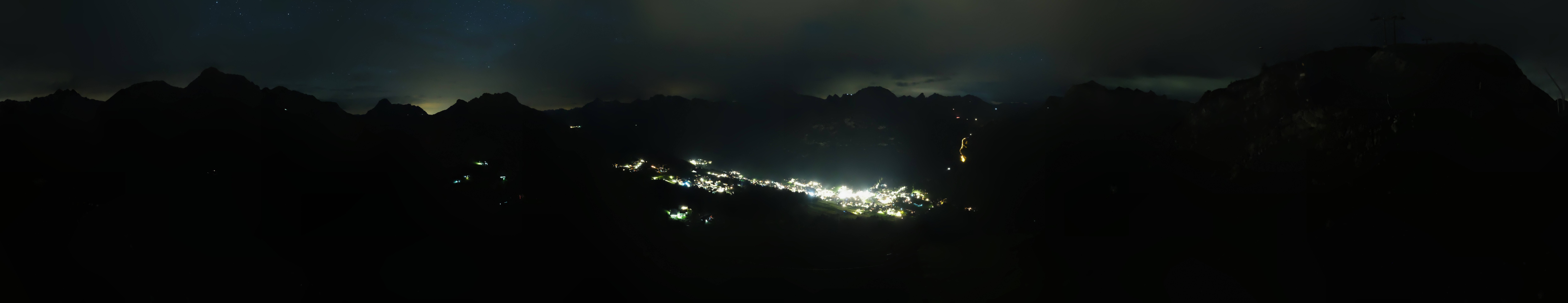 Archiv Foto Webcam Lech-Zürs: Kriegerhorn Panoramablick