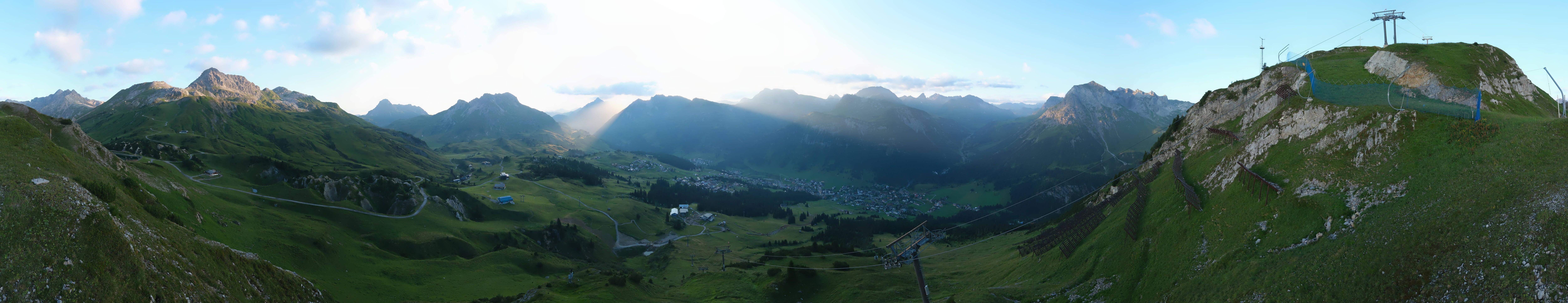 Archiv Foto Webcam Lech-Zürs: Kriegerhorn Panoramablick