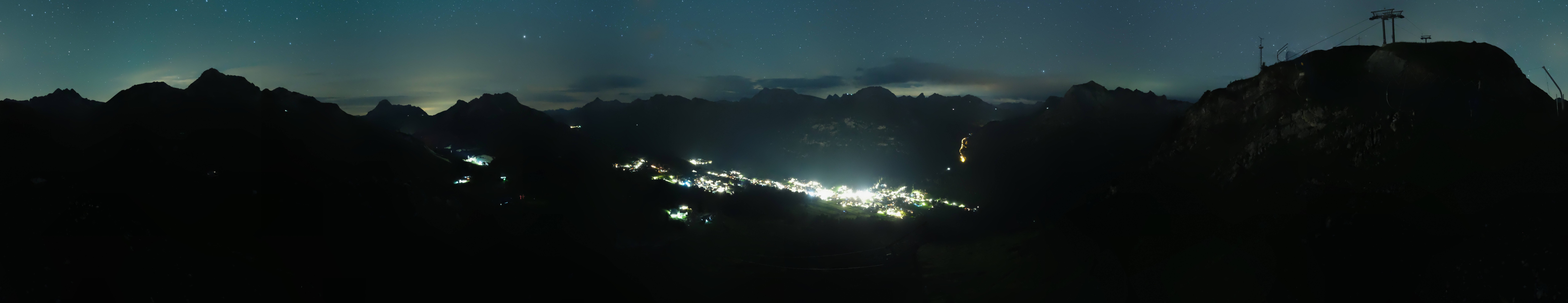 Archiv Foto Webcam Lech-Zürs: Kriegerhorn Panoramablick