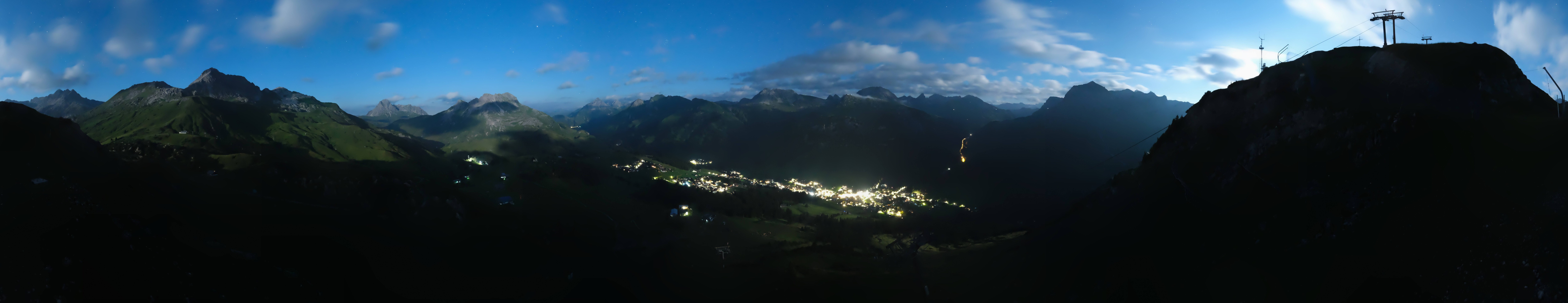 Archiv Foto Webcam Lech-Zürs: Kriegerhorn Panoramablick