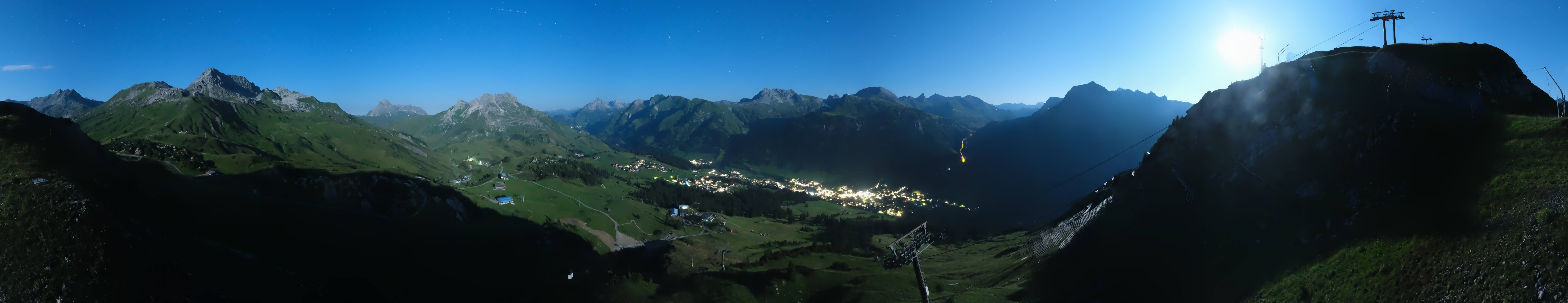 Archiv Foto Webcam Lech-Zürs: Kriegerhorn Panoramablick