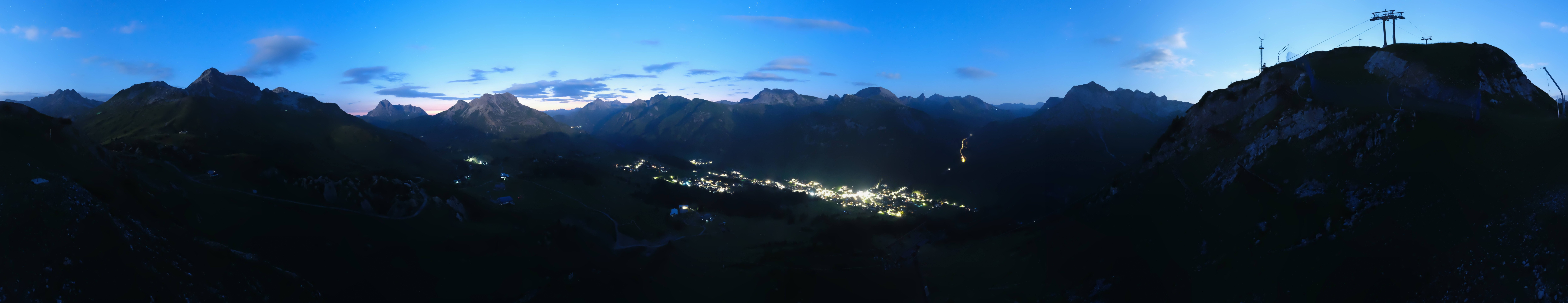 Archiv Foto Webcam Lech-Zürs: Kriegerhorn Panoramablick