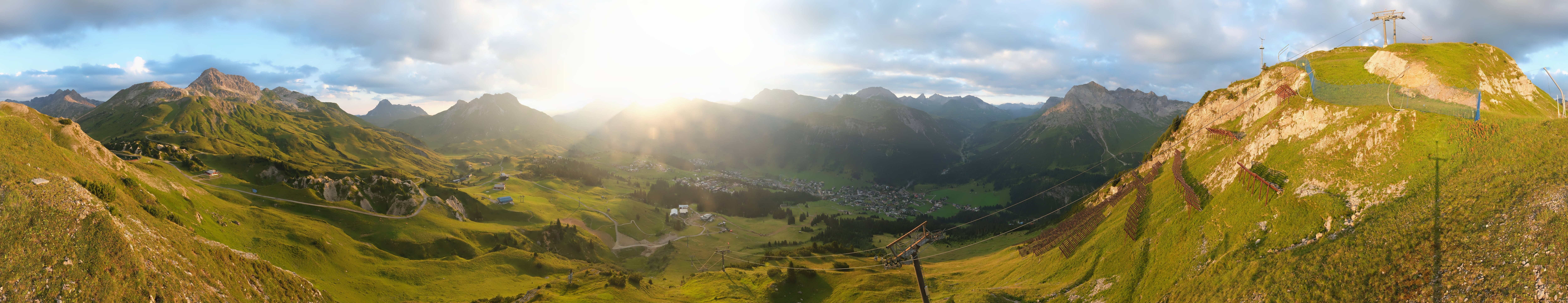 Archiv Foto Webcam Lech-Zürs: Kriegerhorn Panoramablick